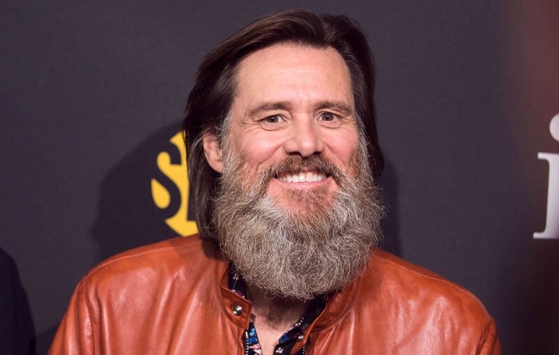 Jim Carrey ai primi giorni del 2019, con la sua incolta barba