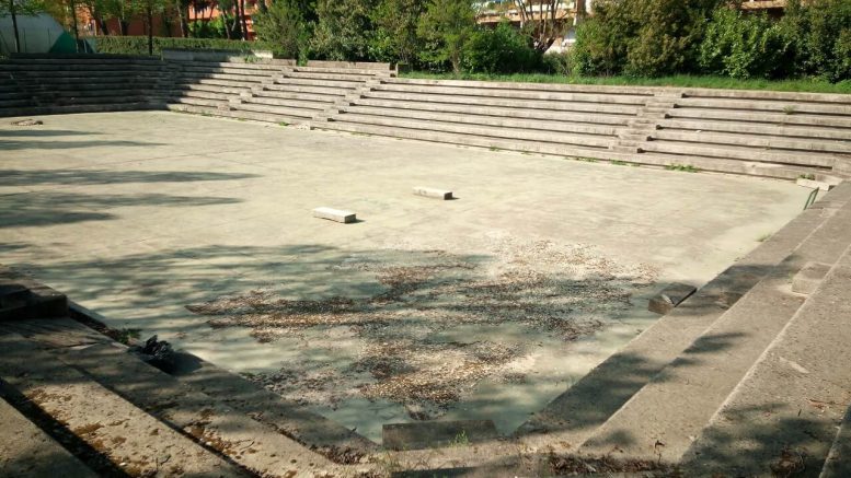 Anfiteatro al Play Time di Fano, struttura in degrado