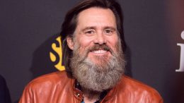Jim Carrey ai primi giorni del 2019, con la sua incolta barba